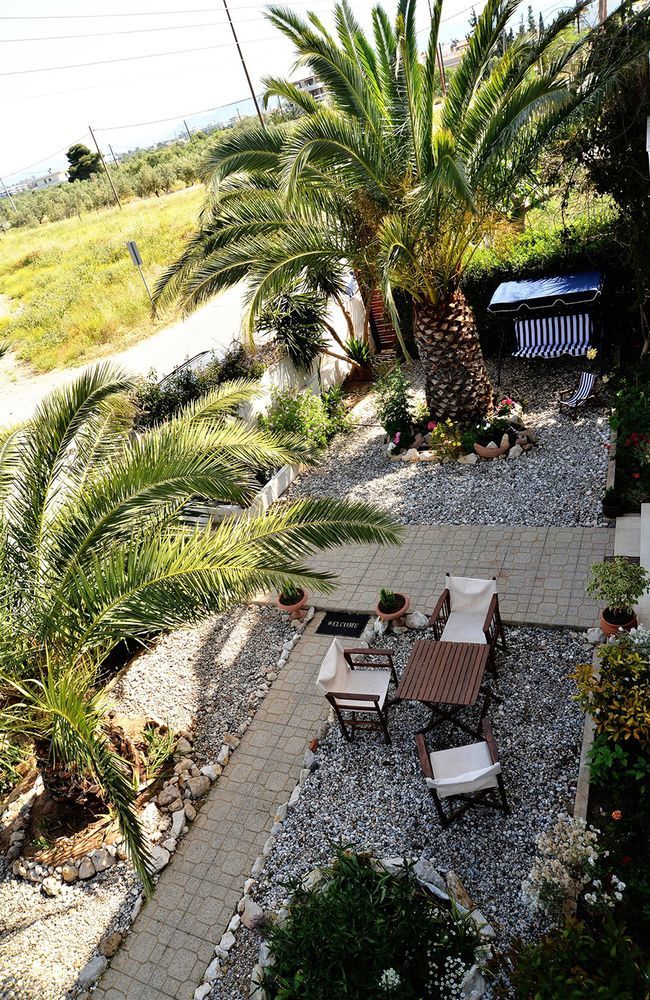 Noble Inn Loutraki  Ngoại thất bức ảnh